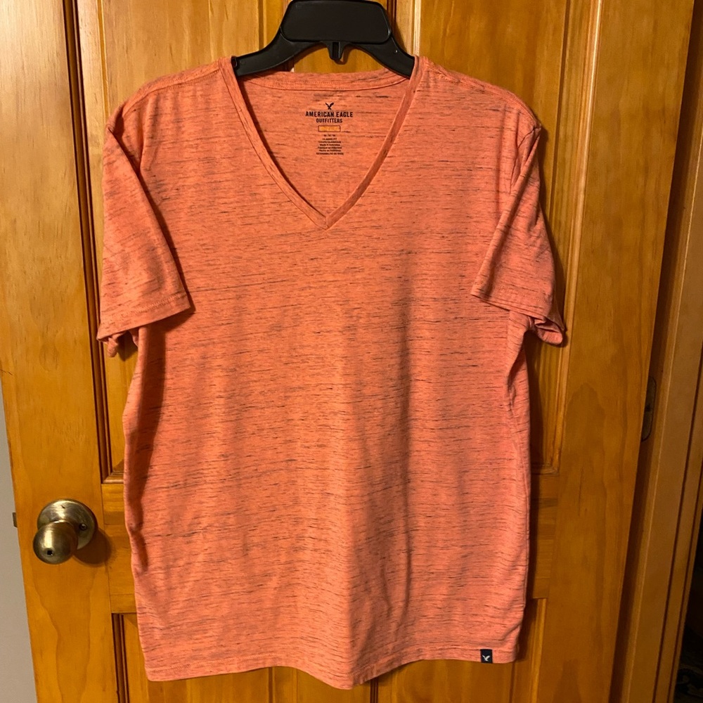 American Eagle Core Flex V neck tshirt